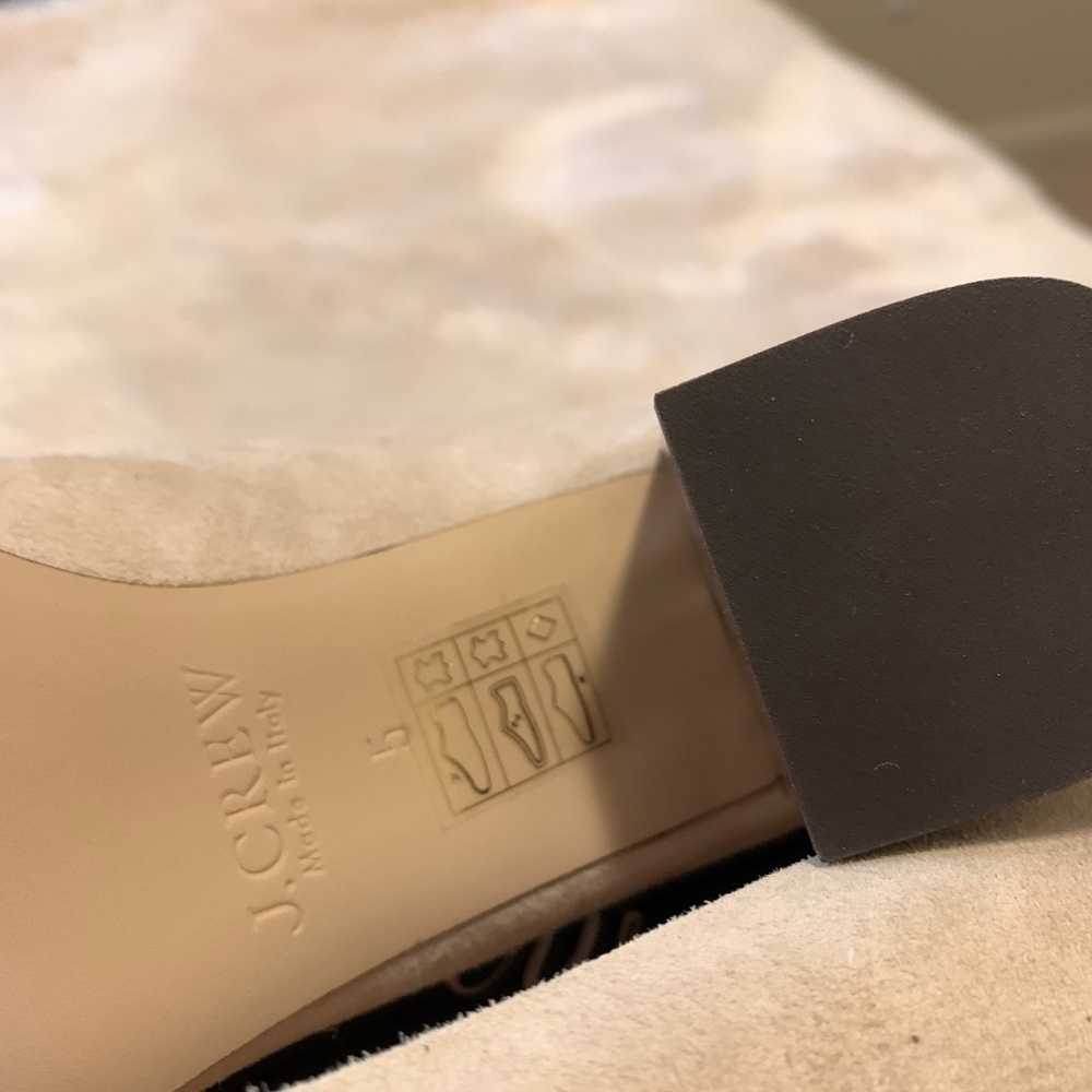 J. Crew Tortoise Heels in Suede Size 5 Tawny Sand - Picture 7 of 8